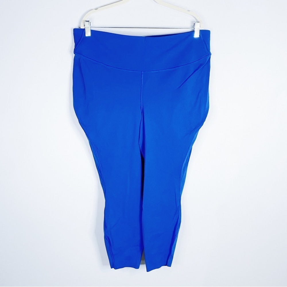 Lululemon - Blue Base Pace Tight